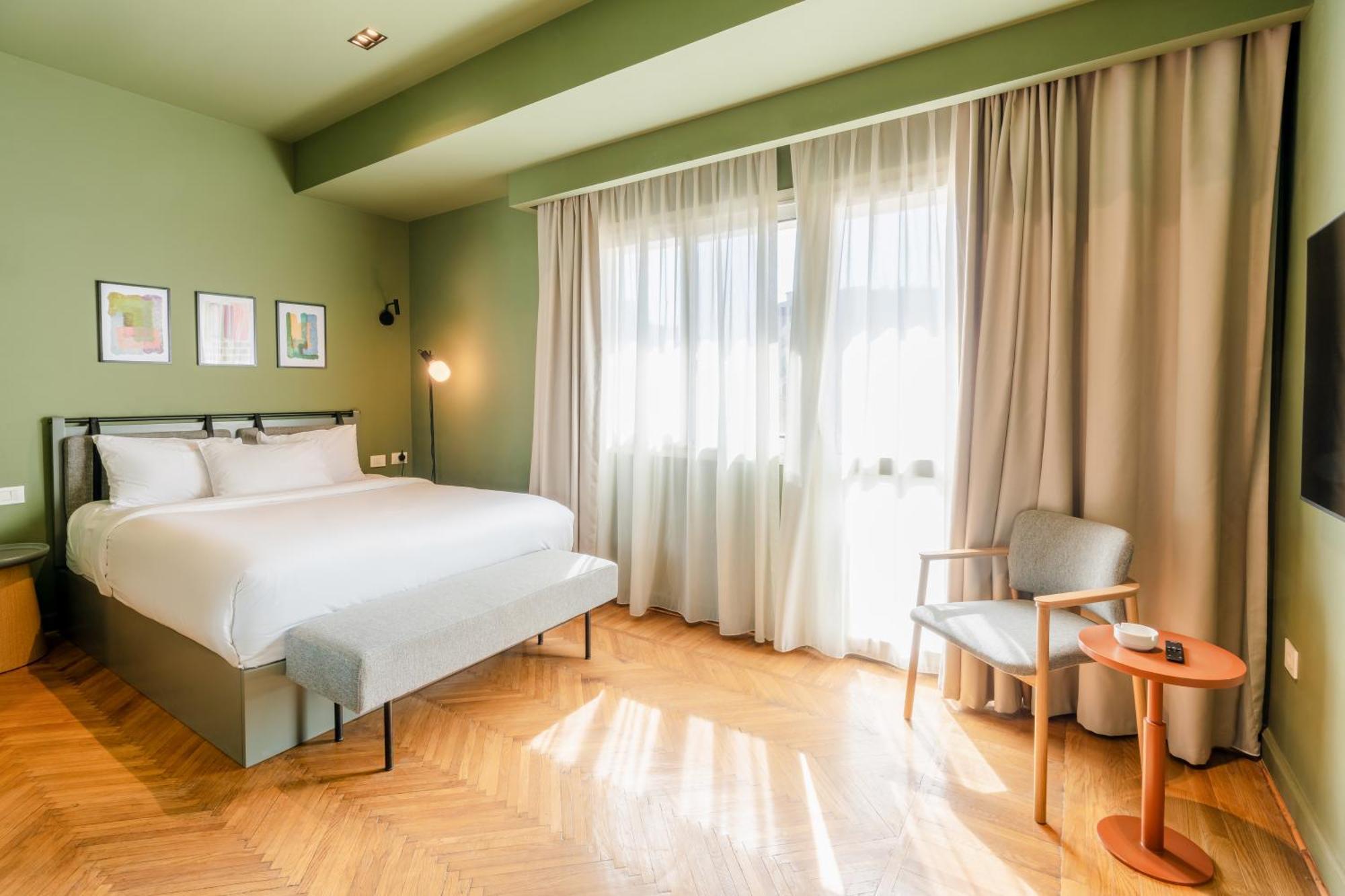 Grey L Downtown Ouzonian House Apartment Kairo