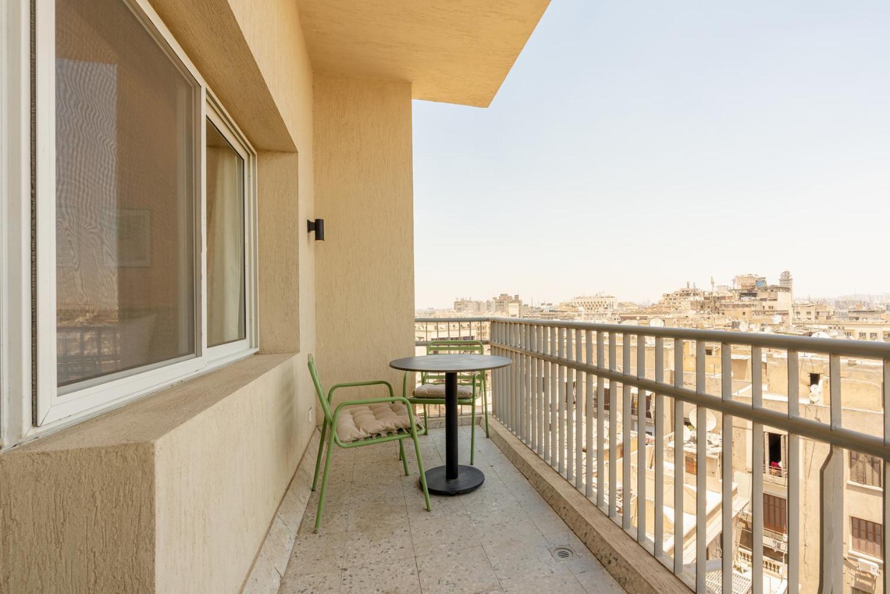 Апартаменти Grey L Downtown Ouzonian House Каїр