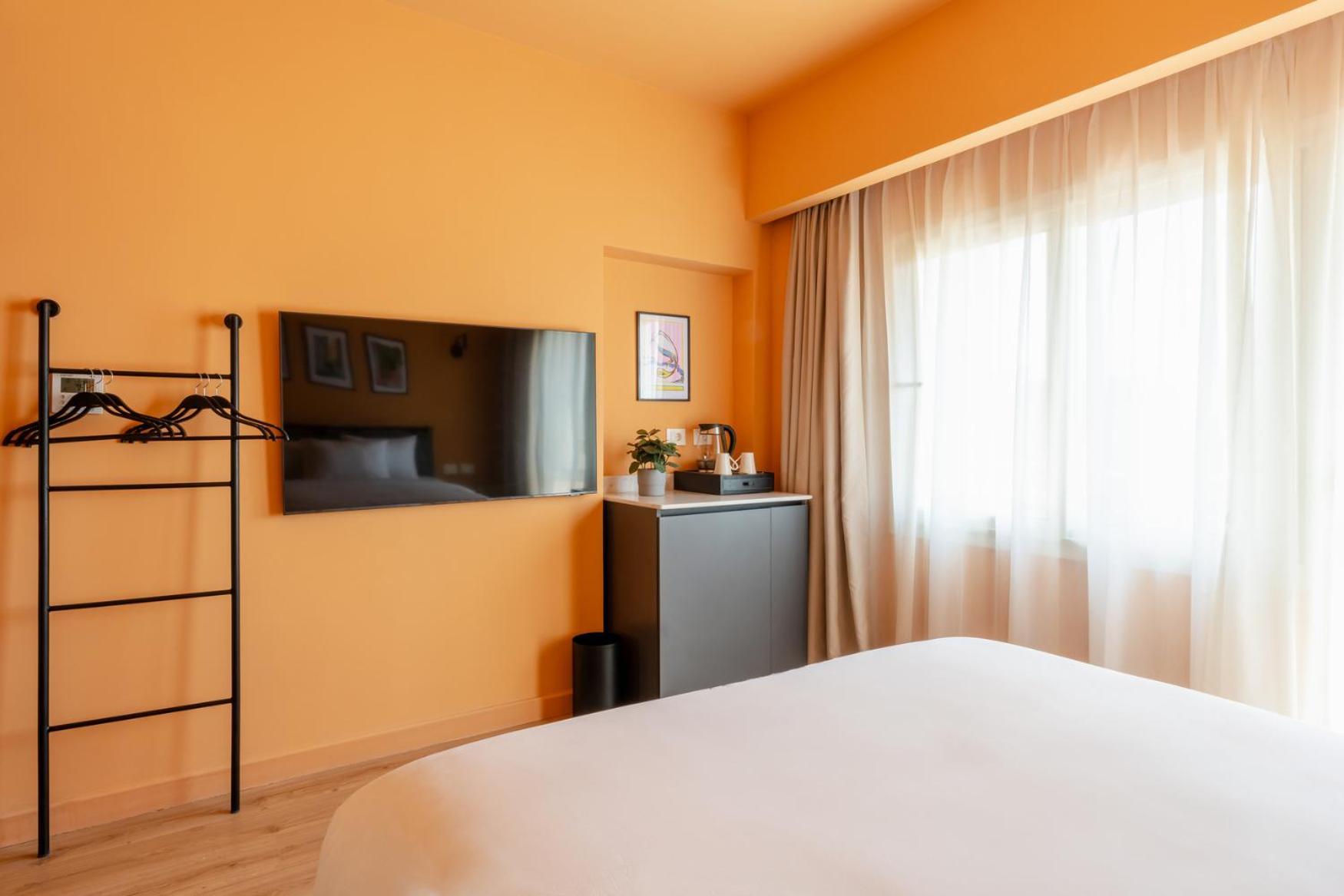 Grey L Downtown Ouzonian House * Каїр