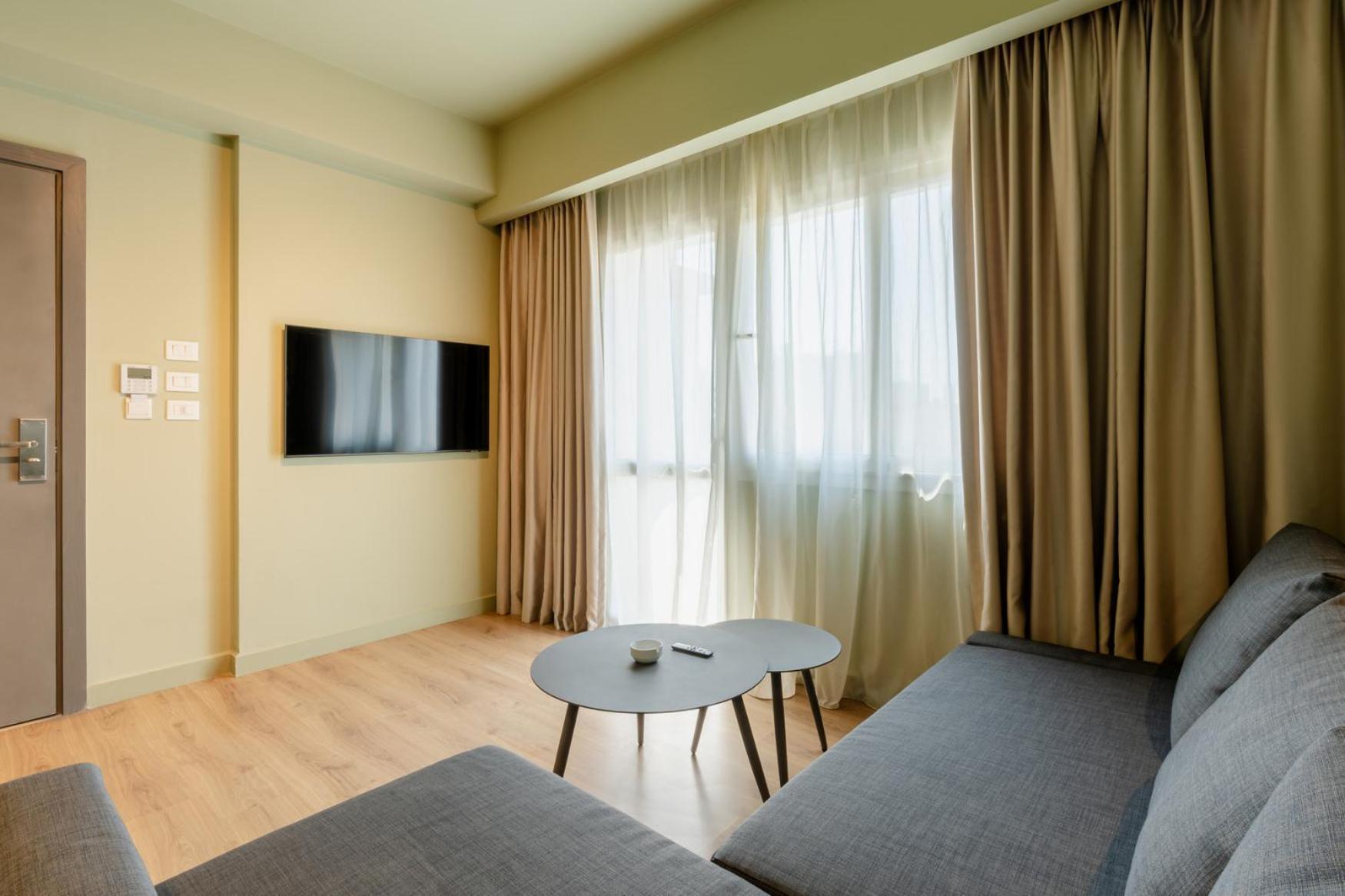 Апартаменти Grey L Downtown Ouzonian House Каїр