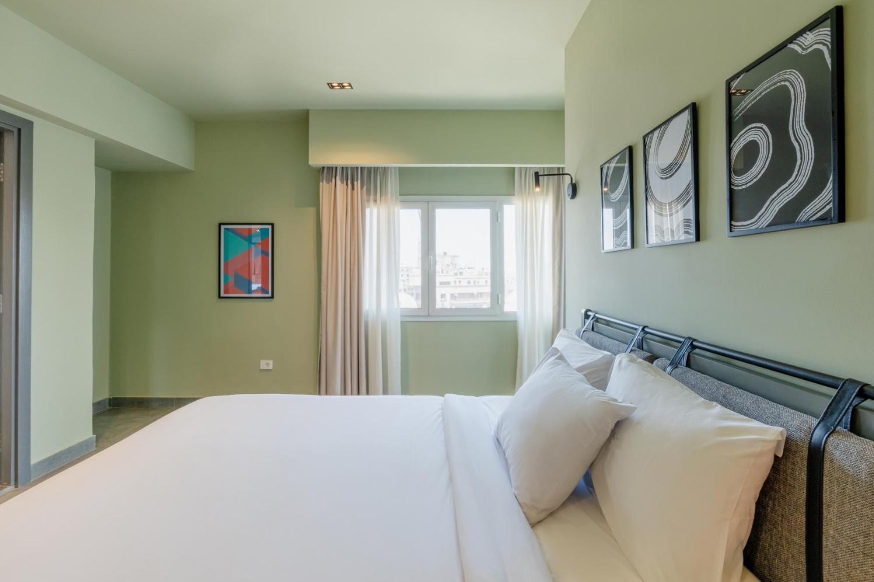 Grey L Downtown Ouzonian House * Каїр