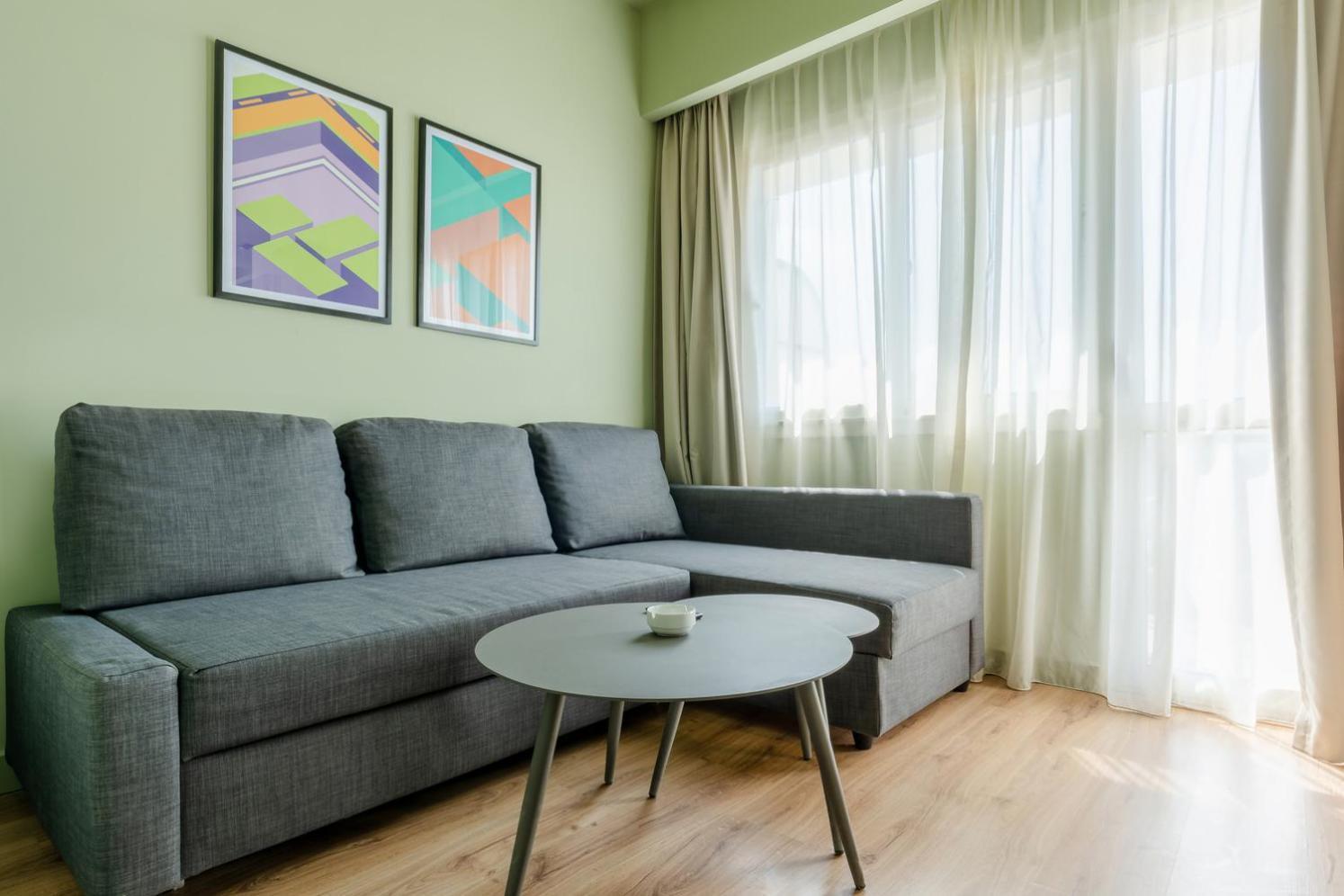 Апартаменти Grey L Downtown Ouzonian House Каїр